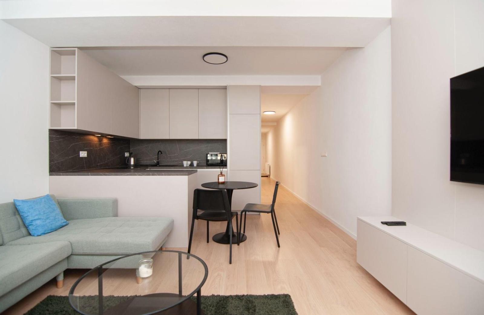 Beautiful Apartment In The City Center Bratislava Buitenkant foto