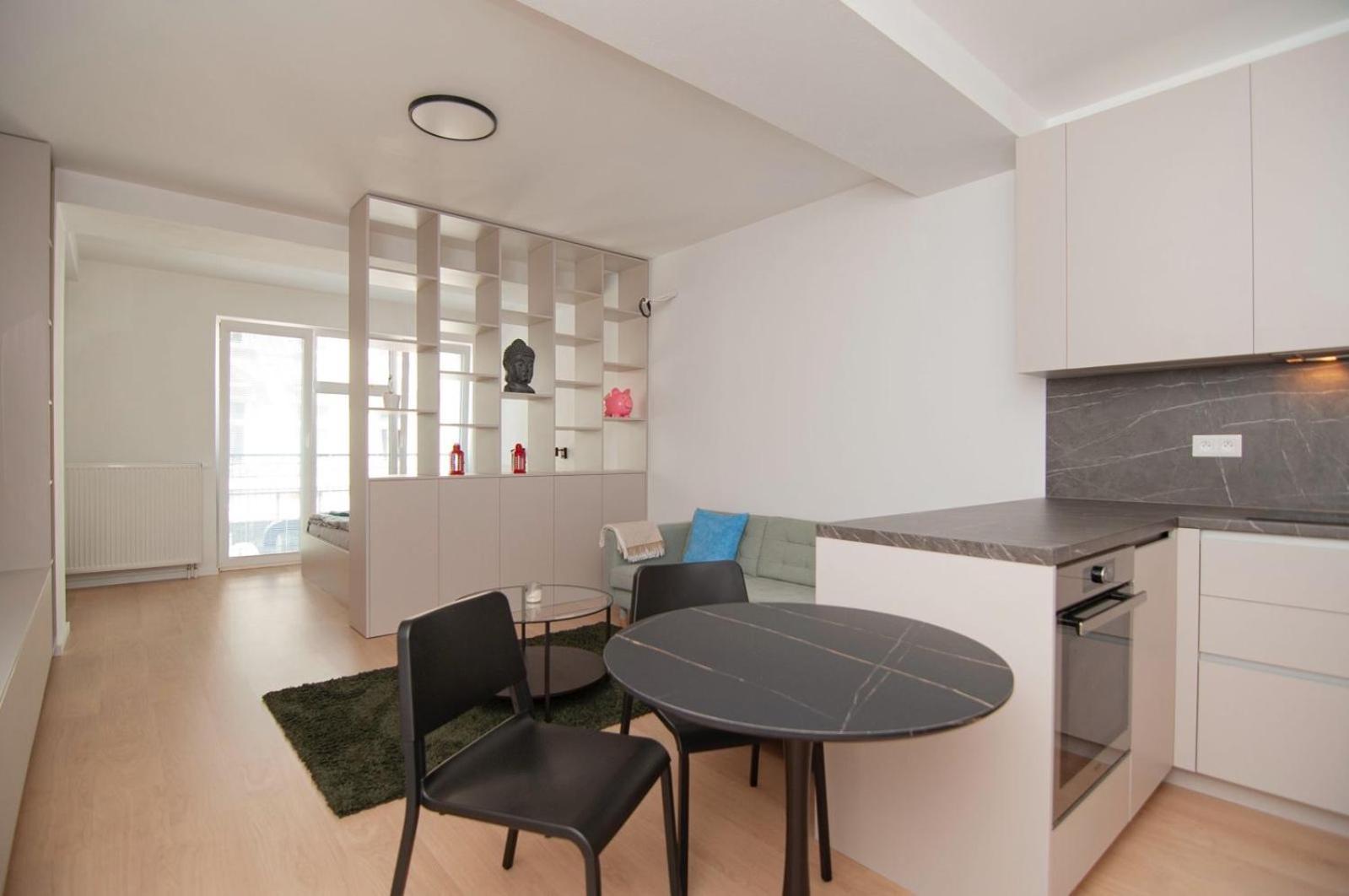 Beautiful Apartment In The City Center Bratislava Buitenkant foto